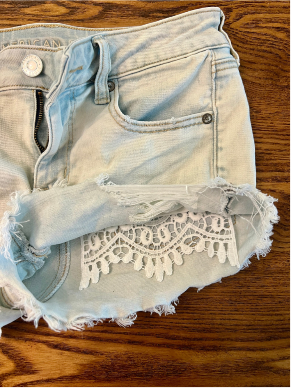 American Eagle Ne(x)t Level Stretch Distressed Shortie Denim Shorts - Size 4 - Picture 3 of 6